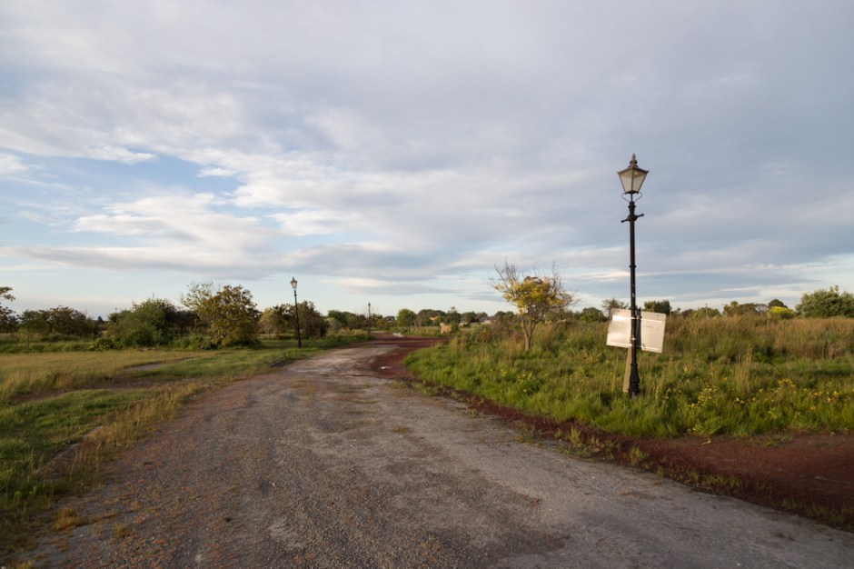 strangely-calm-photos-of-abandoned-christchurch-suburbs-body-image-1480542650